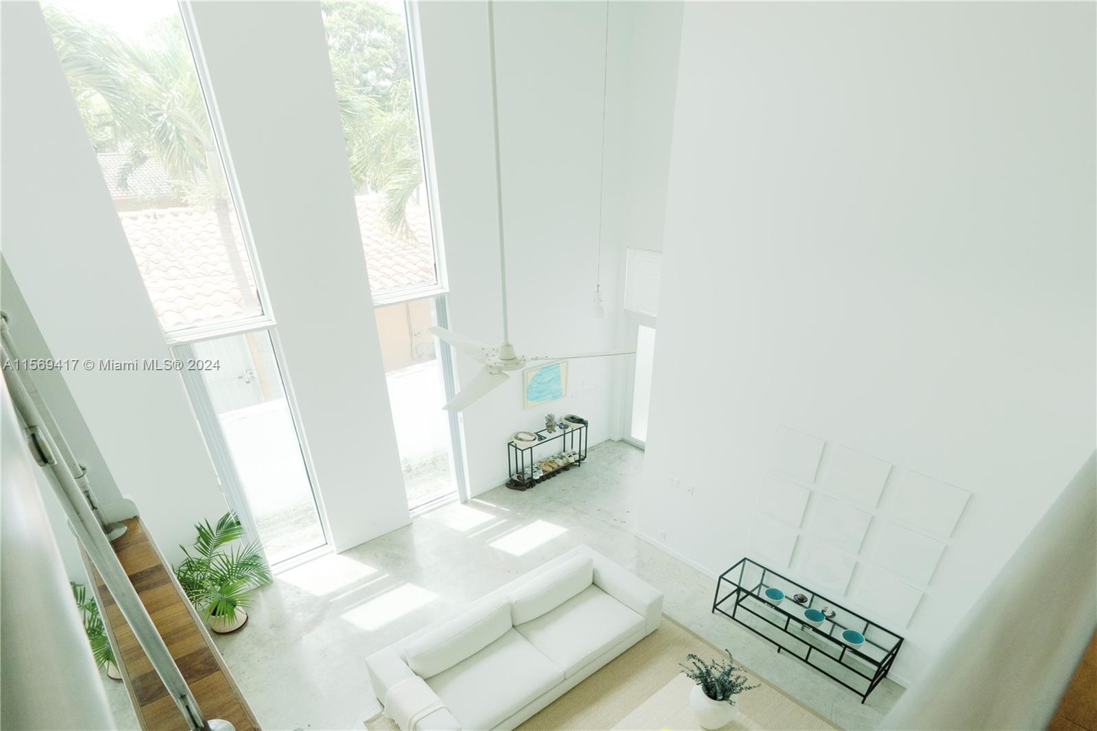2863 SW 38th Ave 2863, Miami, Florida 33134, 3 Bedrooms Bedrooms, ,2 BathroomsBathrooms,Residentiallease,For Rent,2863 SW 38th Ave 2863,A11569417