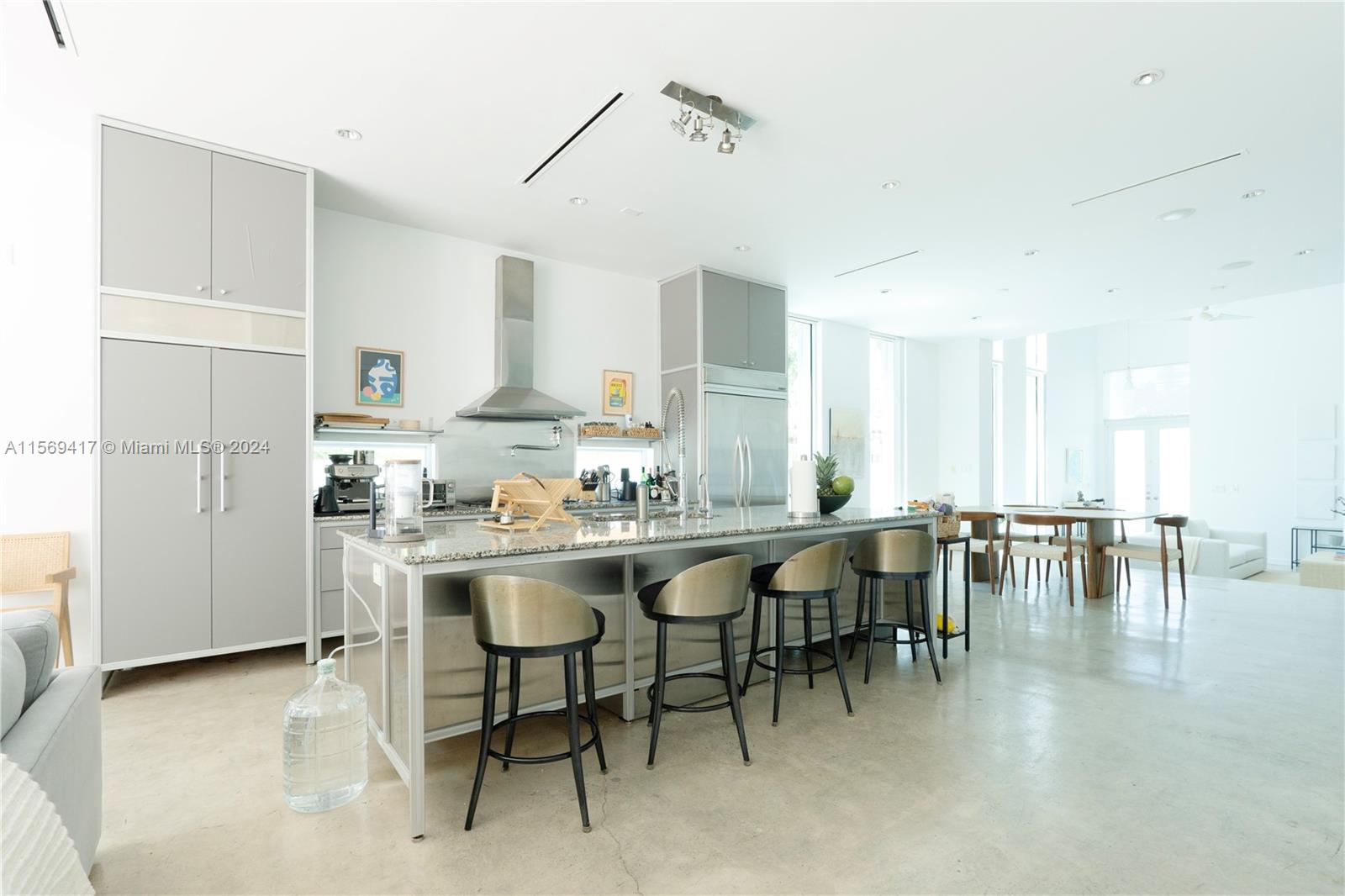 2863 SW 38th Ave 2863, Miami, Florida 33134, 3 Bedrooms Bedrooms, ,2 BathroomsBathrooms,Residentiallease,For Rent,2863 SW 38th Ave 2863,A11569417