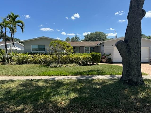 9240 SW 55th St  For Sale A11569576, FL