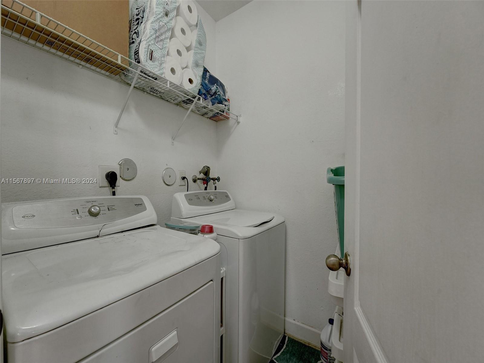 14970 SW 9th Ter 0, Miami, Florida 33194, 3 Bedrooms Bedrooms, ,3 BathroomsBathrooms,Residentiallease,For Rent,14970 SW 9th Ter 0,A11567897