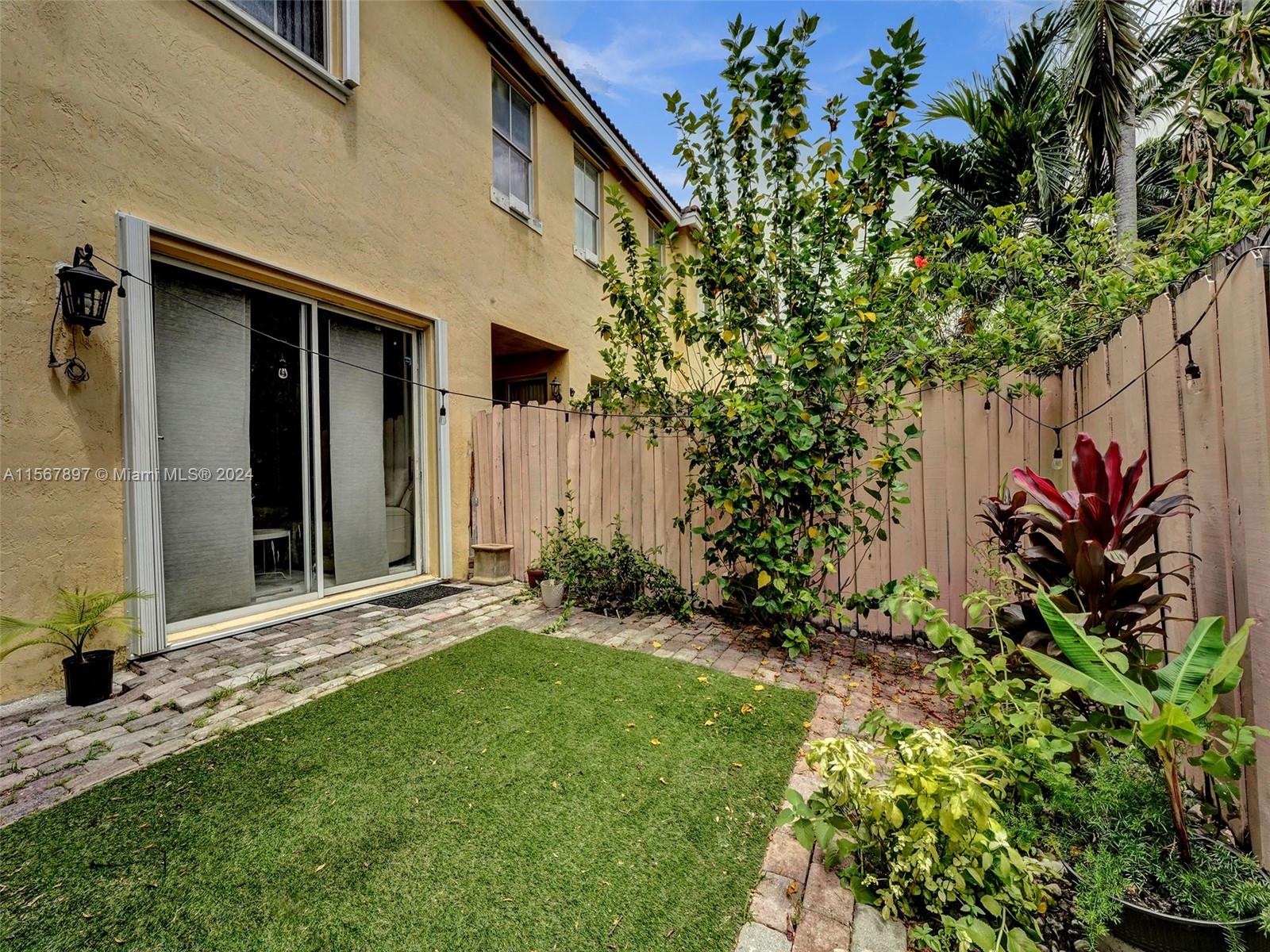 14970 SW 9th Ter 0, Miami, Florida 33194, 3 Bedrooms Bedrooms, ,3 BathroomsBathrooms,Residentiallease,For Rent,14970 SW 9th Ter 0,A11567897