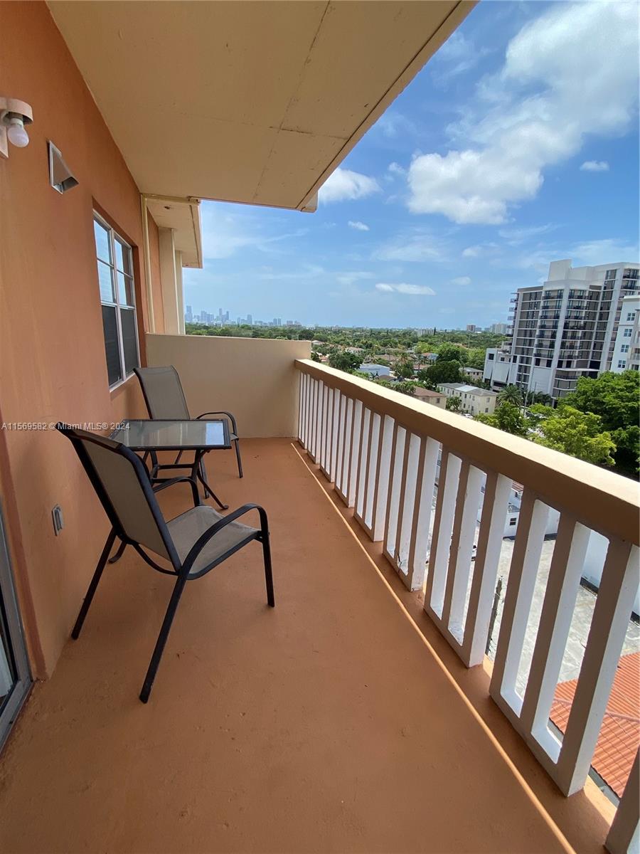 22 Salamanca Ave 803, Coral Gables, Florida 33134, 2 Bedrooms Bedrooms, ,2 BathroomsBathrooms,Residentiallease,For Rent,22 Salamanca Ave 803,A11569582