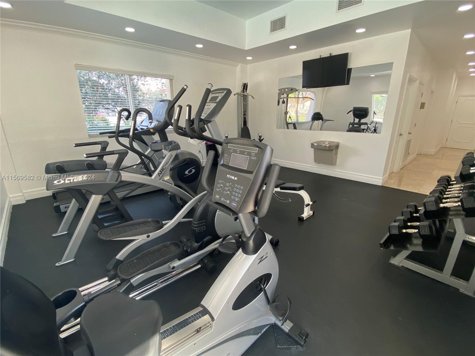22 Salamanca Ave 803, Coral Gables, Florida 33134, 2 Bedrooms Bedrooms, ,2 BathroomsBathrooms,Residentiallease,For Rent,22 Salamanca Ave 803,A11569582