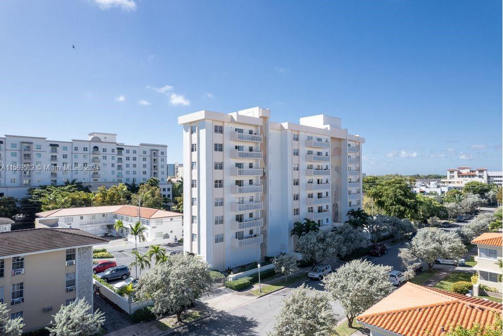 22 Salamanca Ave 803, Coral Gables, Florida 33134, 2 Bedrooms Bedrooms, ,2 BathroomsBathrooms,Residentiallease,For Rent,22 Salamanca Ave 803,A11569582