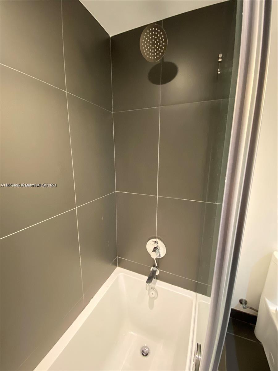 1600 NE 1st Ave 1904, Miami, Florida 33132, ,1 BathroomBathrooms,Residentiallease,For Rent,1600 NE 1st Ave 1904,A11569412