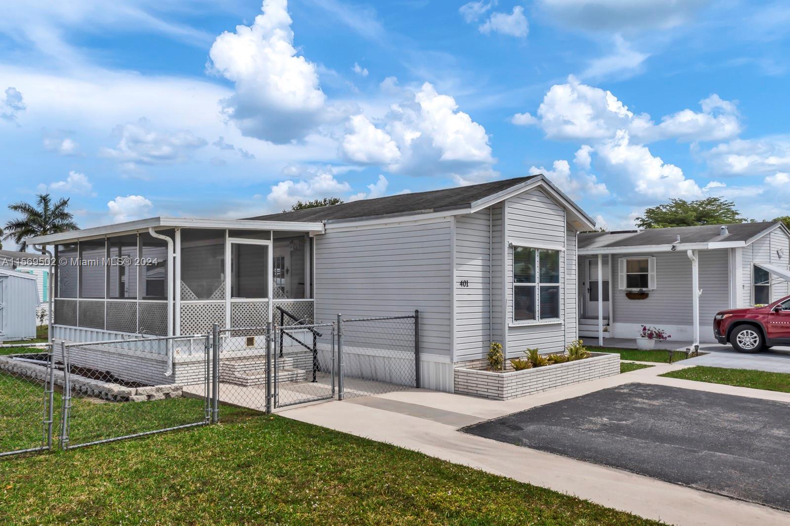 35303 SW 180th Ave Unit 401, Homestead, Florida 33034, 2 Bedrooms Bedrooms, ,2 BathroomsBathrooms,Residential,For Sale,35303 SW 180th Ave Unit 401,A11569502