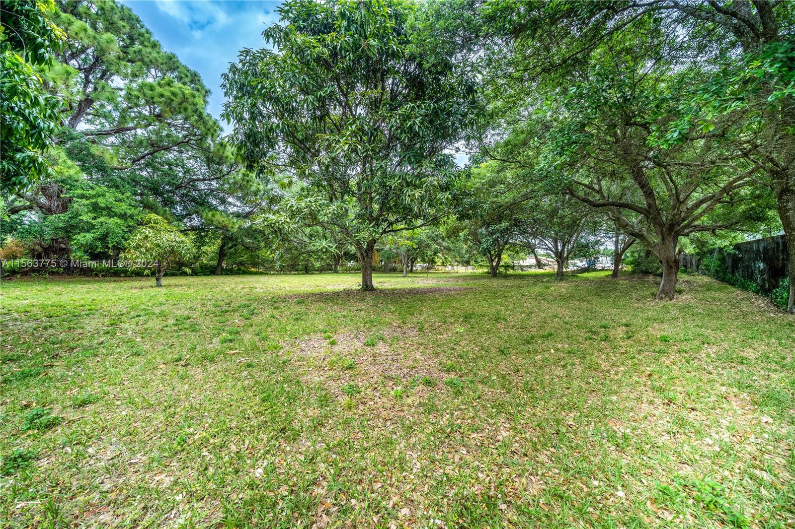 18101 NW 19th Ave, Miami Gardens, Florida 33056, 3 Bedrooms Bedrooms, ,3 BathroomsBathrooms,Residential,For Sale,18101 NW 19th Ave,A11563775