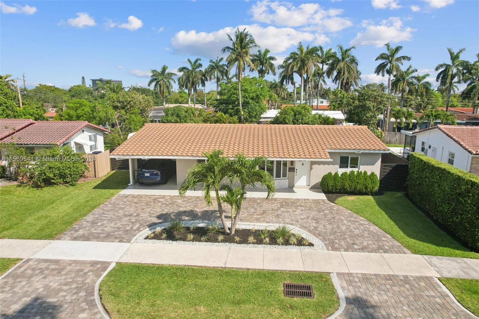 1017 NE 3rd St, Hallandale Beach, Florida 33009, 4 Bedrooms Bedrooms, ,3 BathroomsBathrooms,Residential,For Sale,1017 NE 3rd St,A11569541