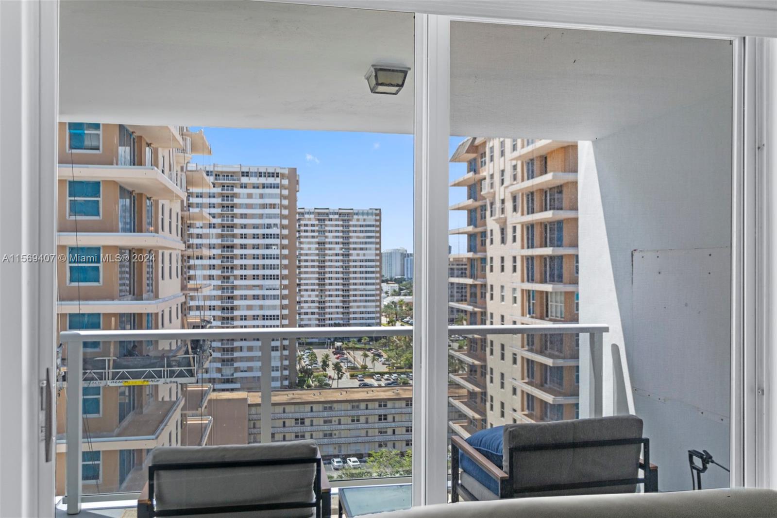 1904 S Ocean Dr 1606, Hallandale Beach, Florida 33009, 2 Bedrooms Bedrooms, ,2 BathroomsBathrooms,Residential,For Sale,1904 S Ocean Dr 1606,A11569407