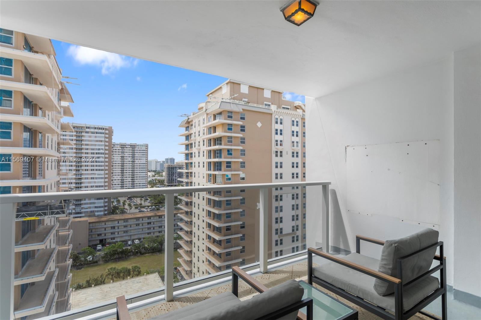 1904 S Ocean Dr 1606, Hallandale Beach, Florida 33009, 2 Bedrooms Bedrooms, ,2 BathroomsBathrooms,Residential,For Sale,1904 S Ocean Dr 1606,A11569407