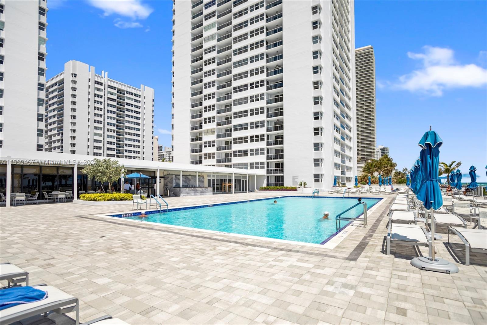 1904 S Ocean Dr 1606, Hallandale Beach, Florida 33009, 2 Bedrooms Bedrooms, ,2 BathroomsBathrooms,Residential,For Sale,1904 S Ocean Dr 1606,A11569407