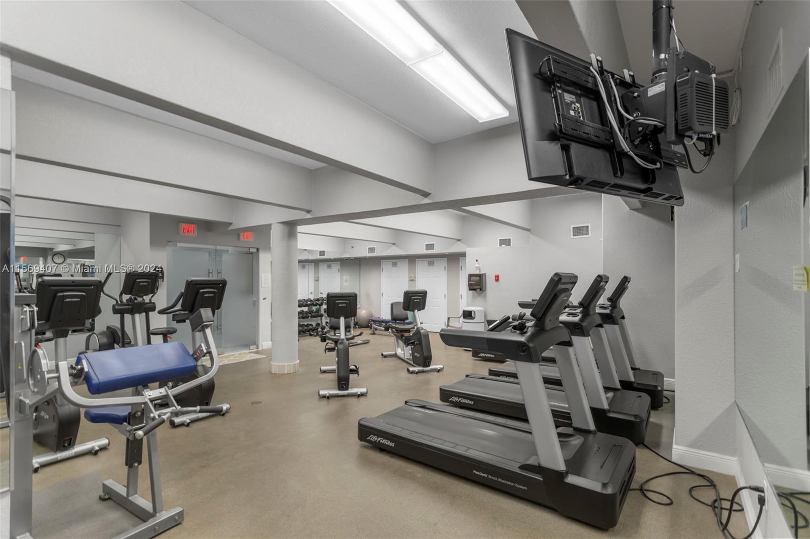 1904 S Ocean Dr 1606, Hallandale Beach, Florida 33009, 2 Bedrooms Bedrooms, ,2 BathroomsBathrooms,Residential,For Sale,1904 S Ocean Dr 1606,A11569407