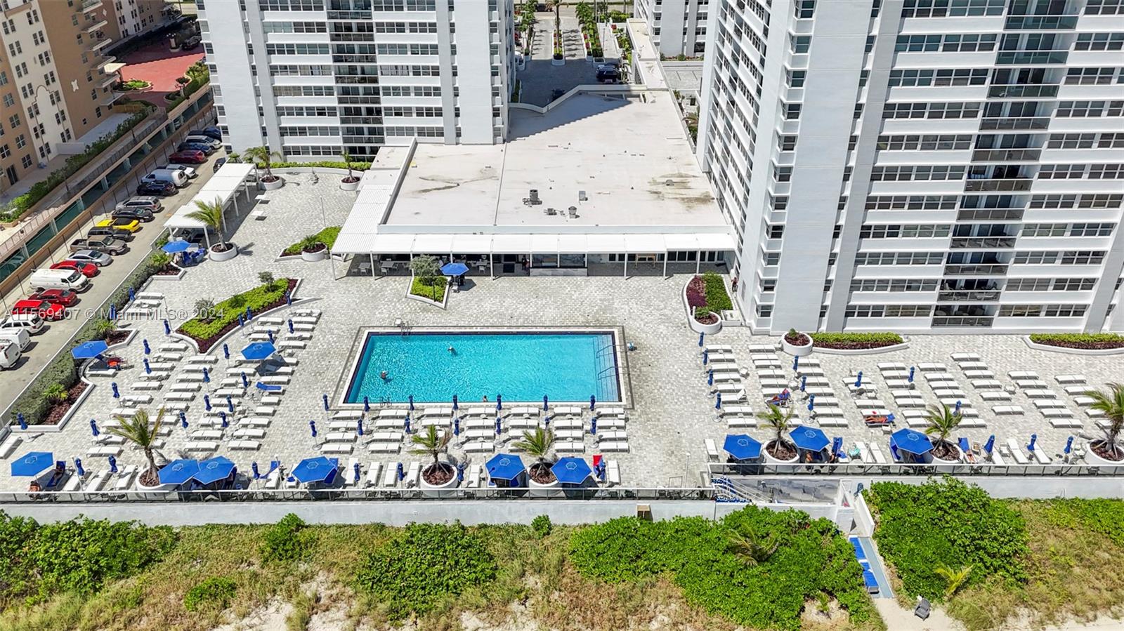 1904 S Ocean Dr 1606, Hallandale Beach, Florida 33009, 2 Bedrooms Bedrooms, ,2 BathroomsBathrooms,Residential,For Sale,1904 S Ocean Dr 1606,A11569407