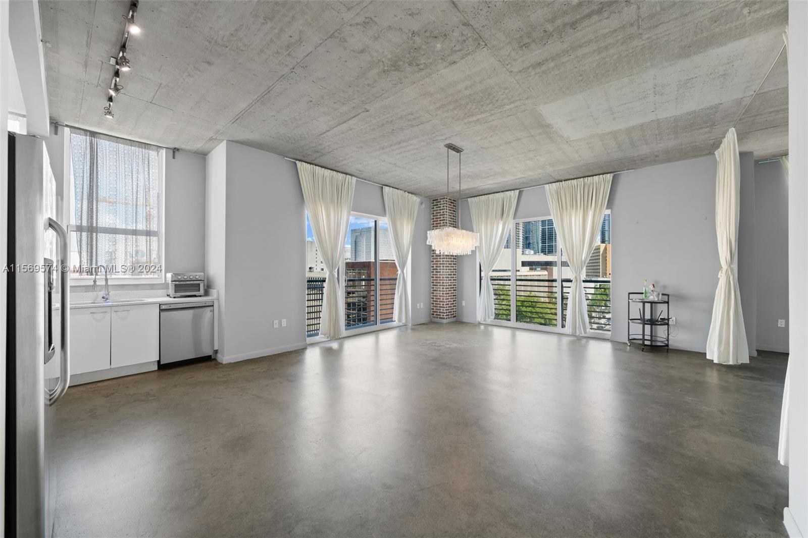 133 NE 2nd Ave 713, Miami, Florida 33132, 2 Bedrooms Bedrooms, ,2 BathroomsBathrooms,Residentiallease,For Rent,133 NE 2nd Ave 713,A11569574