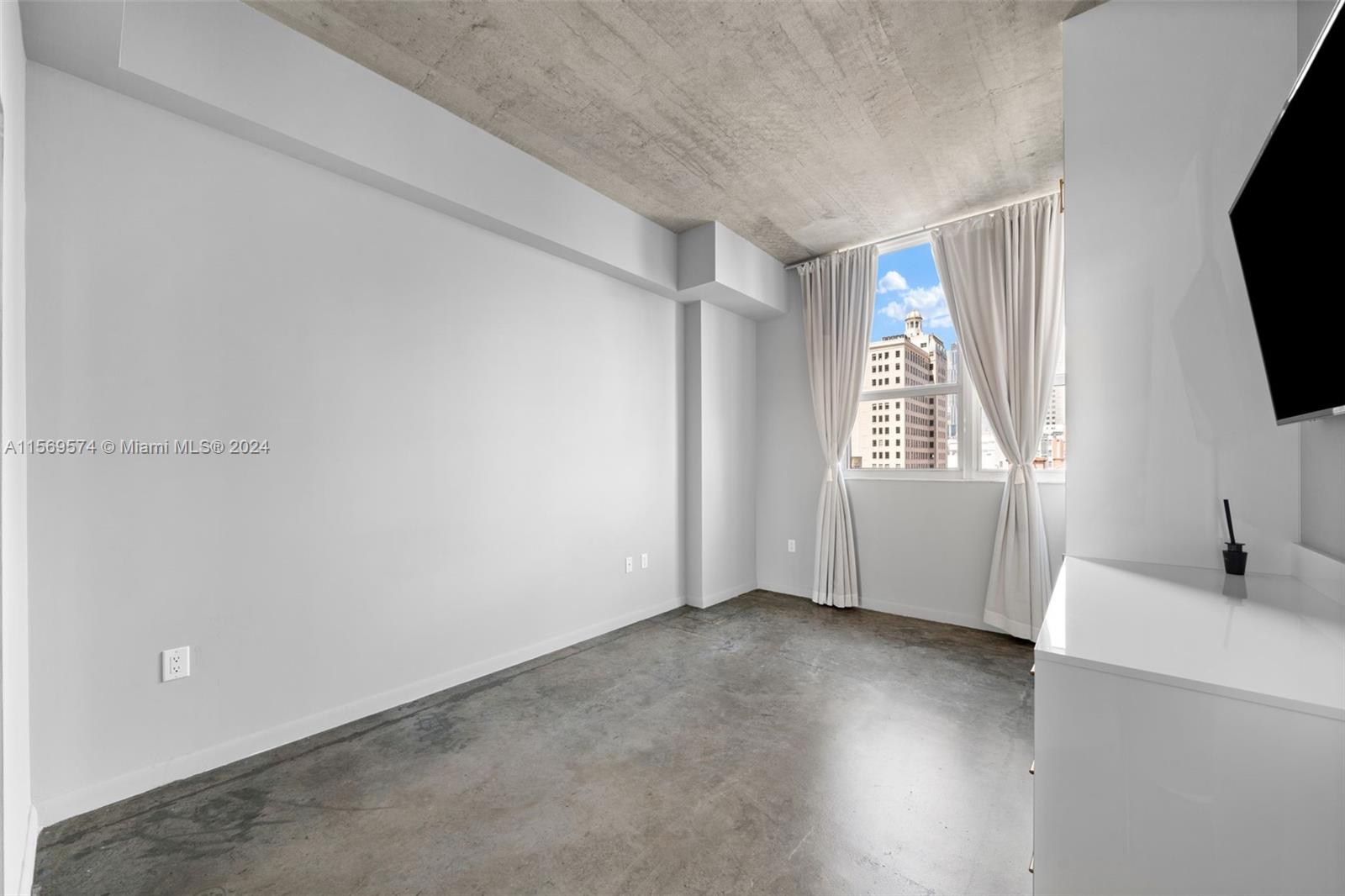 133 NE 2nd Ave 713, Miami, Florida 33132, 2 Bedrooms Bedrooms, ,2 BathroomsBathrooms,Residentiallease,For Rent,133 NE 2nd Ave 713,A11569574