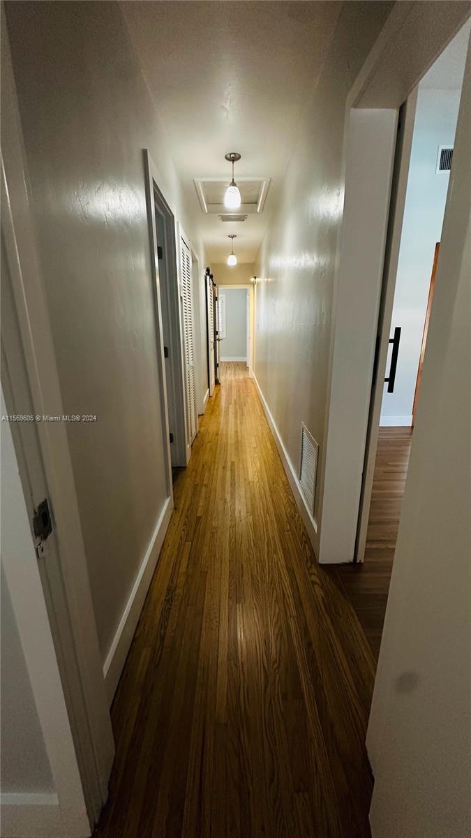 3055 NW 13th St ., Miami, Florida 33125, 5 Bedrooms Bedrooms, ,4 BathroomsBathrooms,Residentiallease,For Rent,3055 NW 13th St .,A11569605