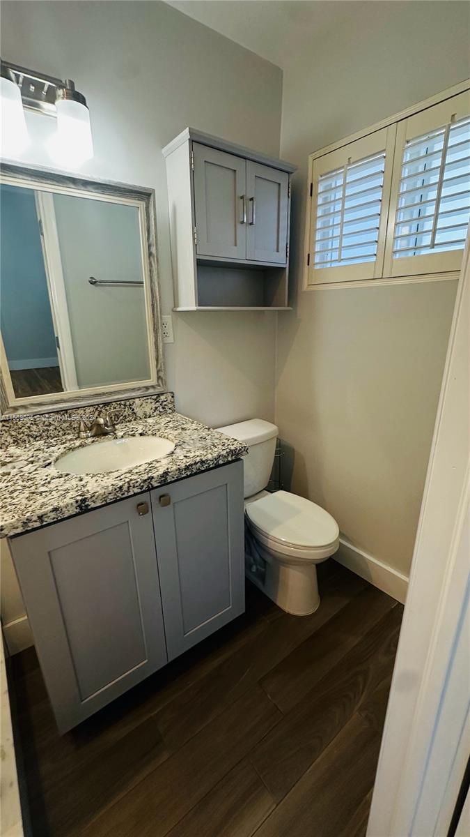 3055 NW 13th St ., Miami, Florida 33125, 5 Bedrooms Bedrooms, ,4 BathroomsBathrooms,Residentiallease,For Rent,3055 NW 13th St .,A11569605