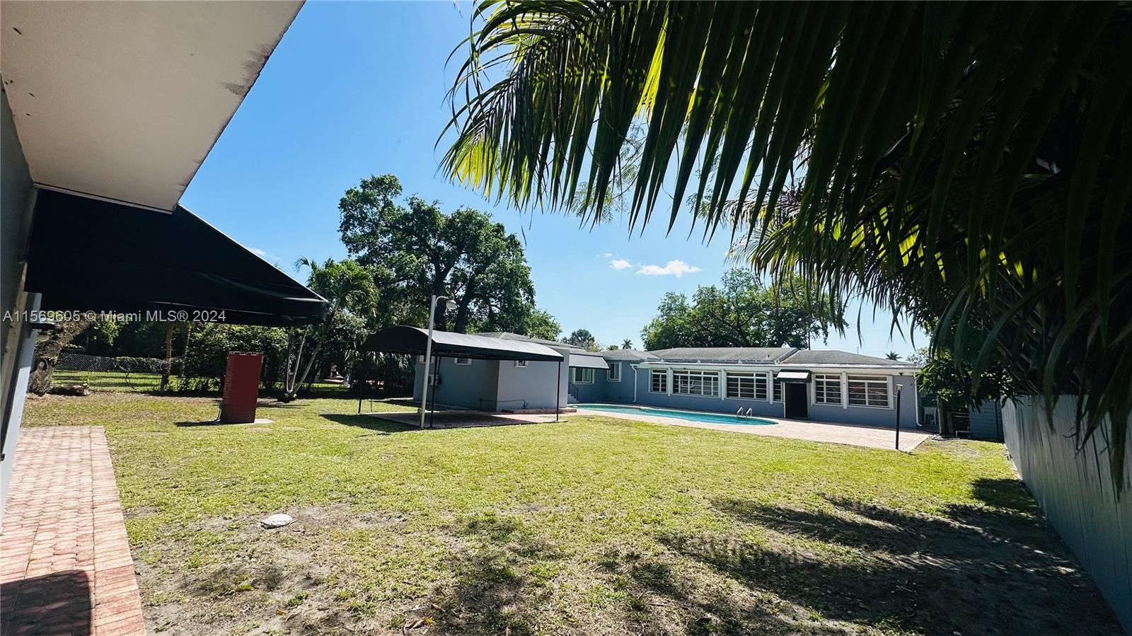 3055 NW 13th St ., Miami, Florida 33125, 5 Bedrooms Bedrooms, ,4 BathroomsBathrooms,Residentiallease,For Rent,3055 NW 13th St .,A11569605