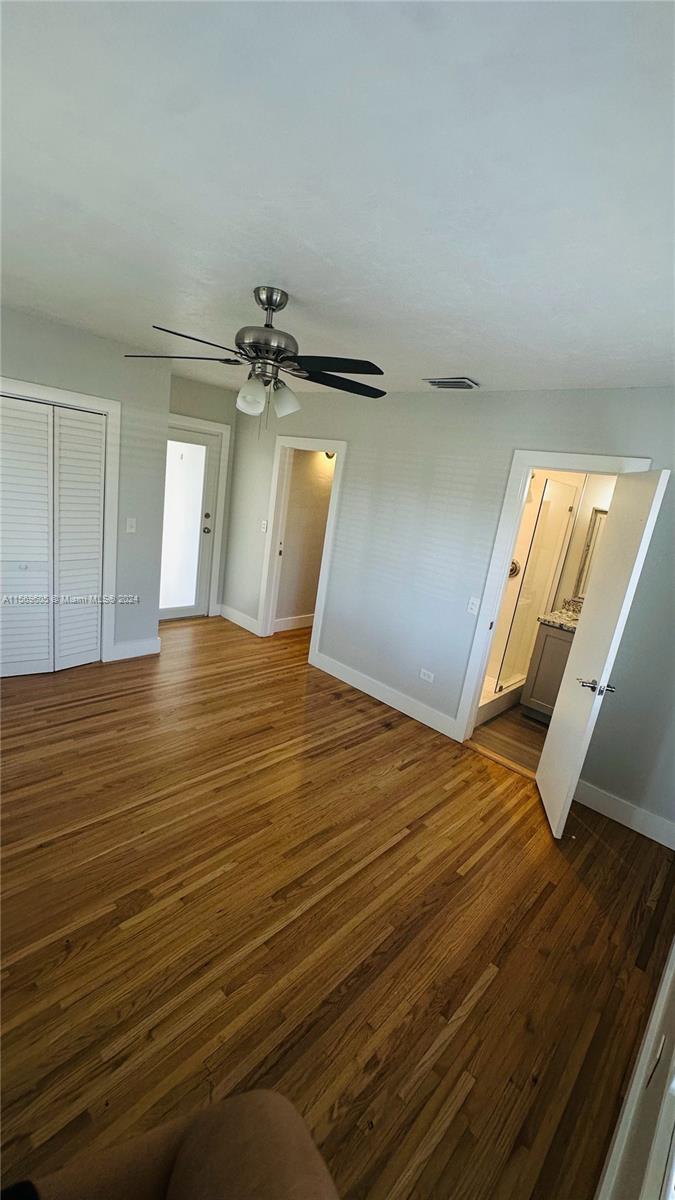 3055 NW 13th St ., Miami, Florida 33125, 5 Bedrooms Bedrooms, ,4 BathroomsBathrooms,Residentiallease,For Rent,3055 NW 13th St .,A11569605