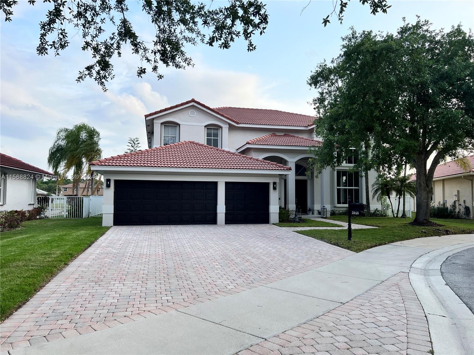 3948  Osprey Ct  For Sale A11568824, FL