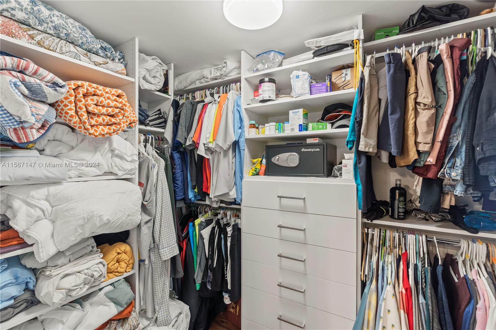 3370 Hidden Bay Dr 1014, Aventura, Florida 33180, 2 Bedrooms Bedrooms, ,2 BathroomsBathrooms,Residential,For Sale,3370 Hidden Bay Dr 1014,A11567147