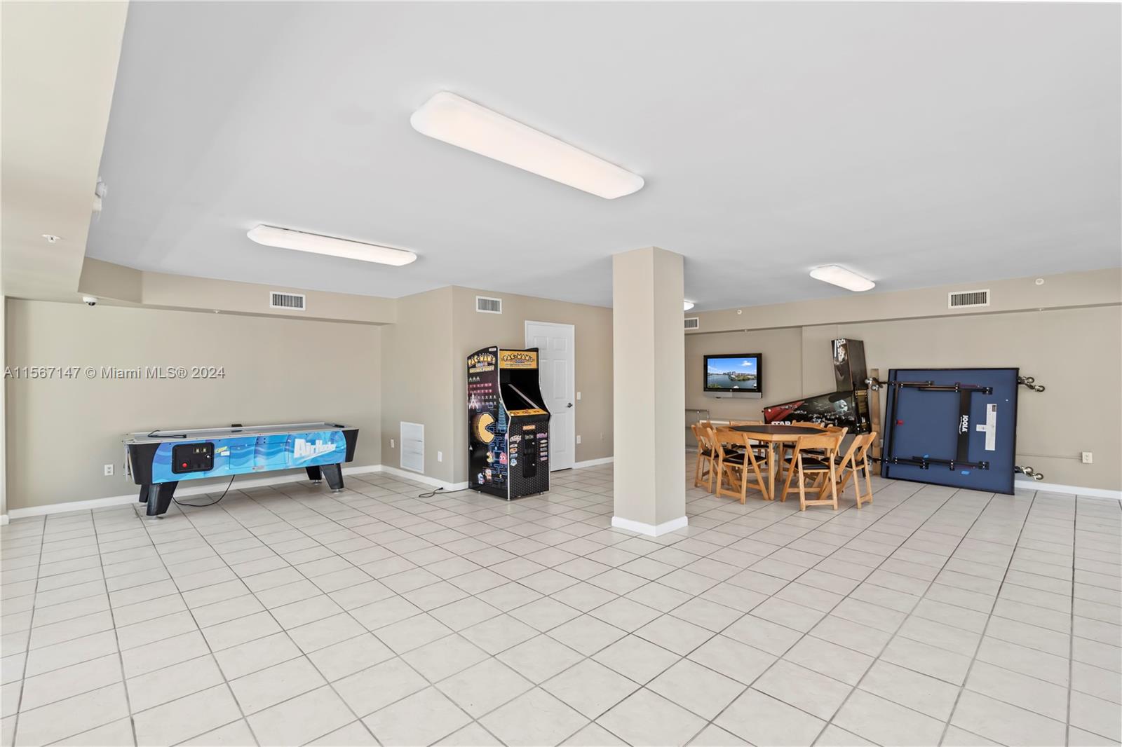 3370 Hidden Bay Dr 1014, Aventura, Florida 33180, 2 Bedrooms Bedrooms, ,2 BathroomsBathrooms,Residential,For Sale,3370 Hidden Bay Dr 1014,A11567147