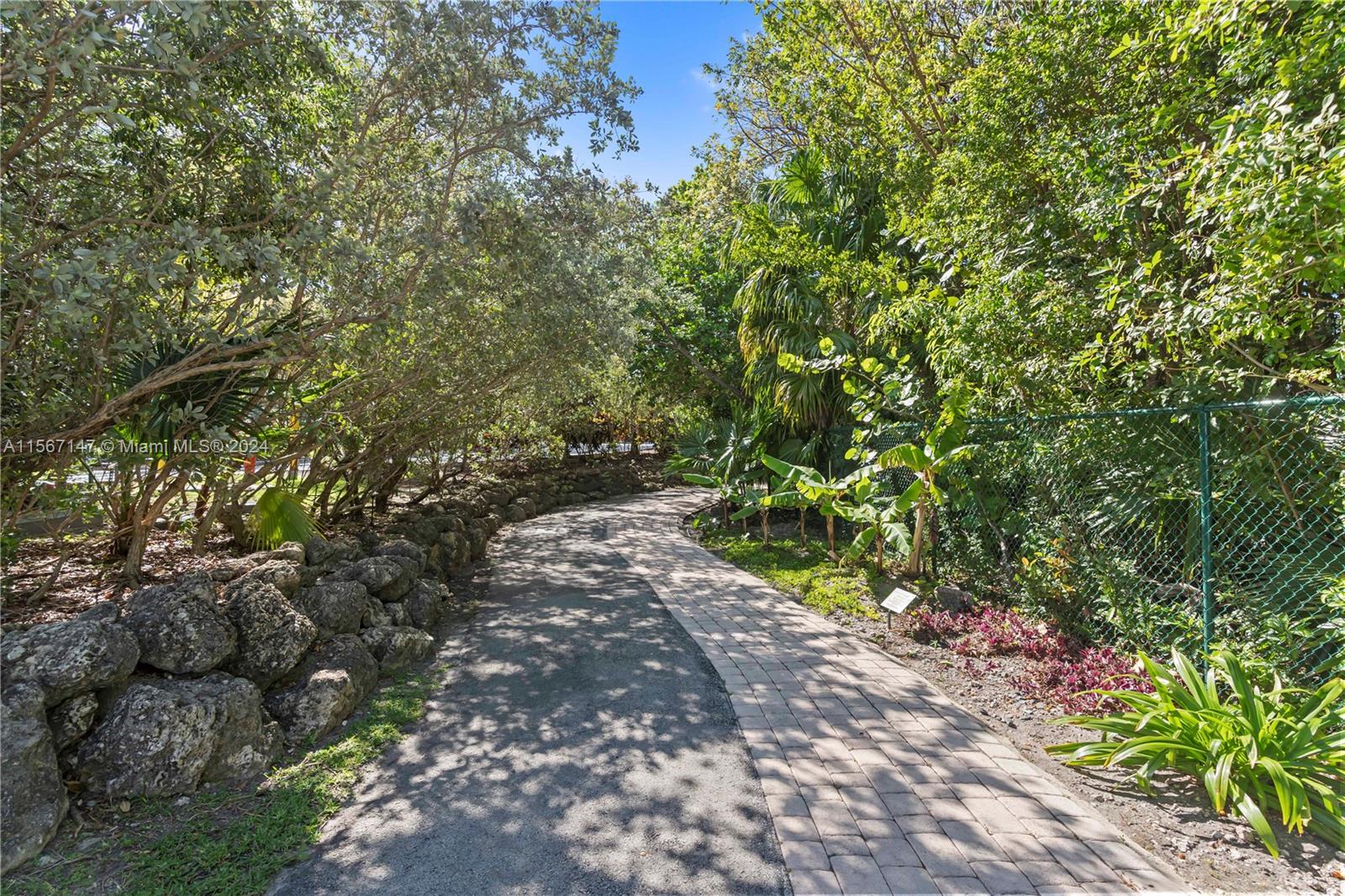 3370 Hidden Bay Dr 1014, Aventura, Florida 33180, 2 Bedrooms Bedrooms, ,2 BathroomsBathrooms,Residential,For Sale,3370 Hidden Bay Dr 1014,A11567147