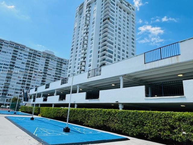 2780 NE 183rd St 810, Aventura, Florida 33160, 1 Bedroom Bedrooms, ,1 BathroomBathrooms,Residential,For Sale,2780 NE 183rd St 810,A11569609