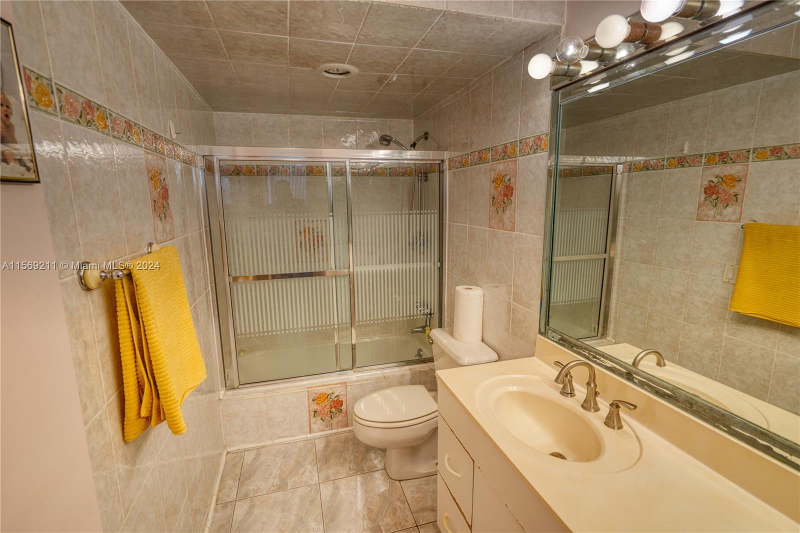 1825 S Ocean Dr 704, Hallandale Beach, Florida 33009, 1 Bedroom Bedrooms, ,1 BathroomBathrooms,Residentiallease,For Rent,1825 S Ocean Dr 704,A11569211