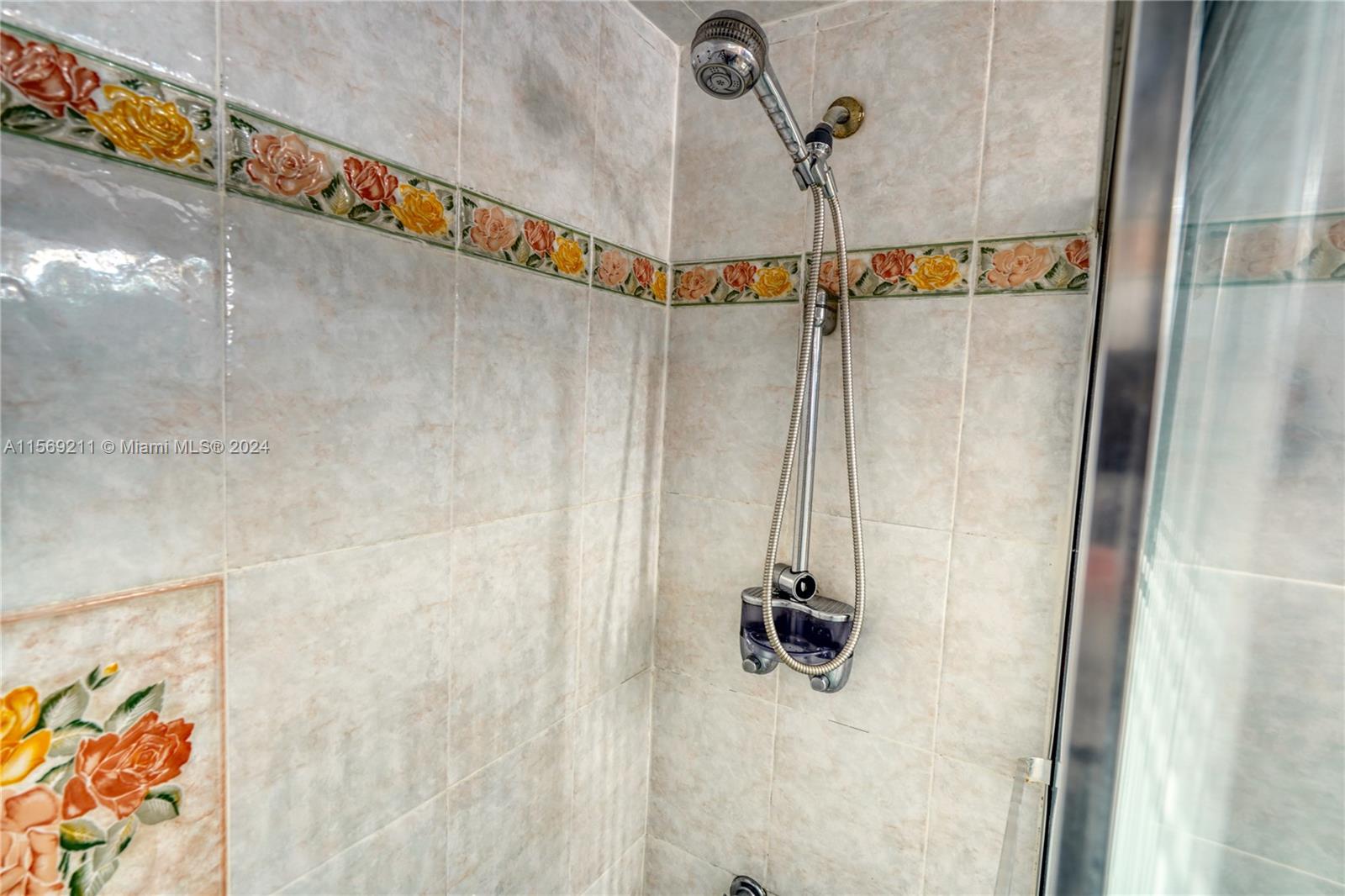 1825 S Ocean Dr 704, Hallandale Beach, Florida 33009, 1 Bedroom Bedrooms, ,1 BathroomBathrooms,Residentiallease,For Rent,1825 S Ocean Dr 704,A11569211