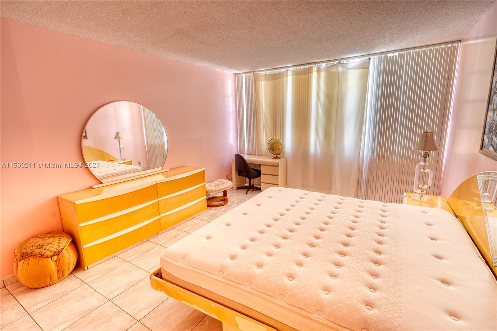 1825 S Ocean Dr 704, Hallandale Beach, Florida 33009, 1 Bedroom Bedrooms, ,1 BathroomBathrooms,Residentiallease,For Rent,1825 S Ocean Dr 704,A11569211