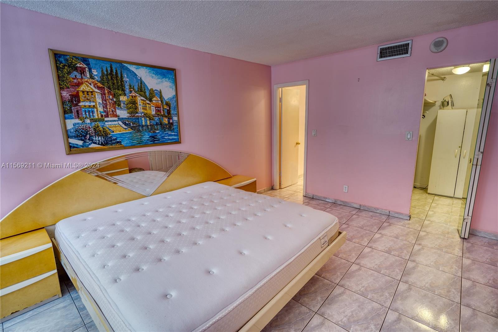 1825 S Ocean Dr 704, Hallandale Beach, Florida 33009, 1 Bedroom Bedrooms, ,1 BathroomBathrooms,Residentiallease,For Rent,1825 S Ocean Dr 704,A11569211