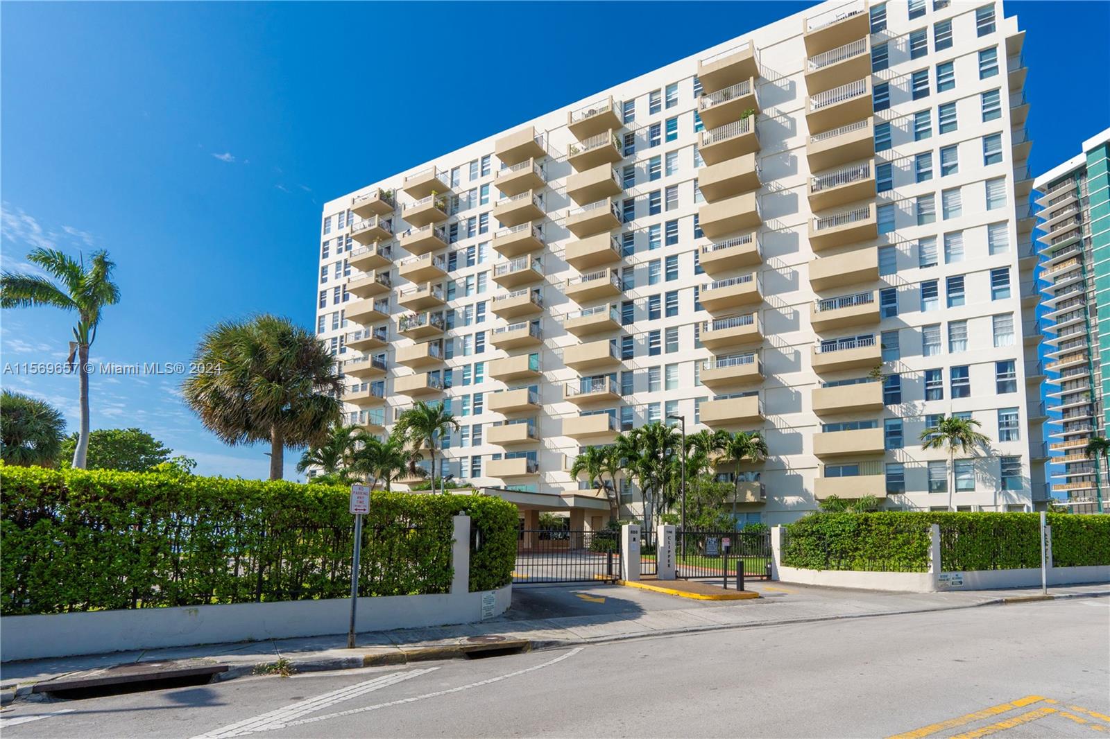 880 NE 69th St #2P For Sale A11569657, FL