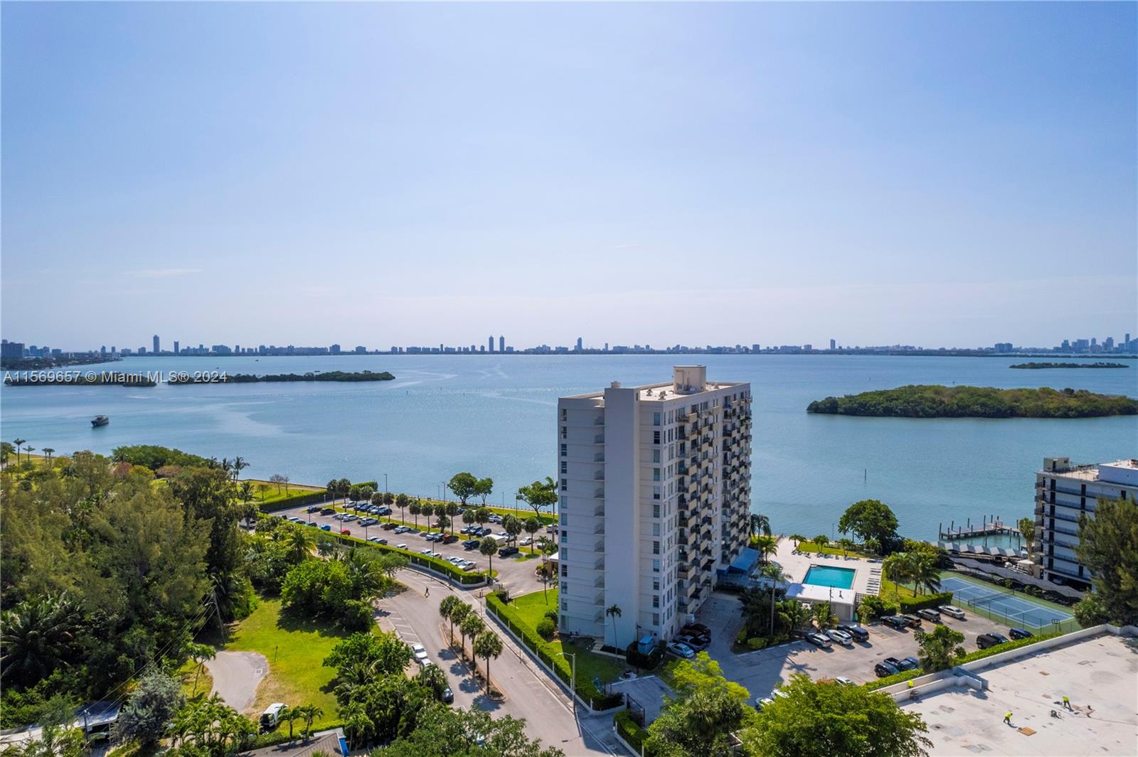 880 NE 69th St 2P, Miami, Florida 33138, 1 Bedroom Bedrooms, ,1 BathroomBathrooms,Residential,For Sale,880 NE 69th St 2P,A11569657
