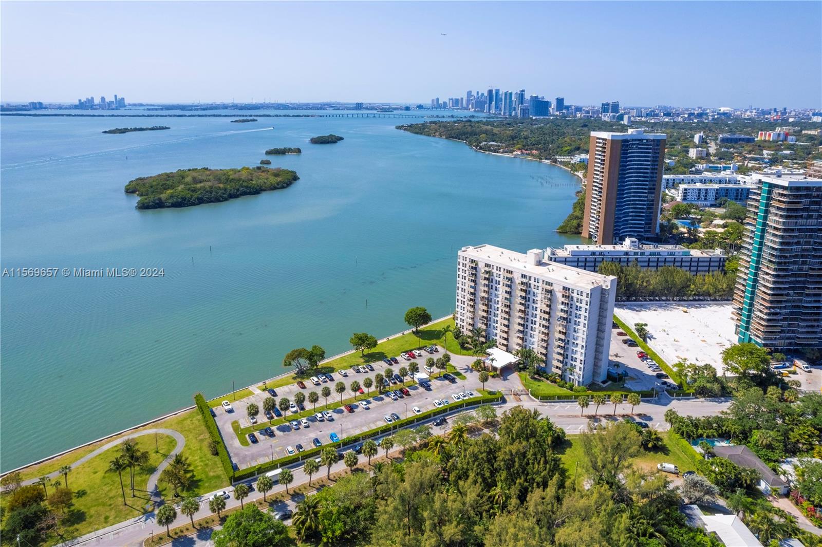880 NE 69th St 2P, Miami, Florida 33138, 1 Bedroom Bedrooms, ,1 BathroomBathrooms,Residential,For Sale,880 NE 69th St 2P,A11569657