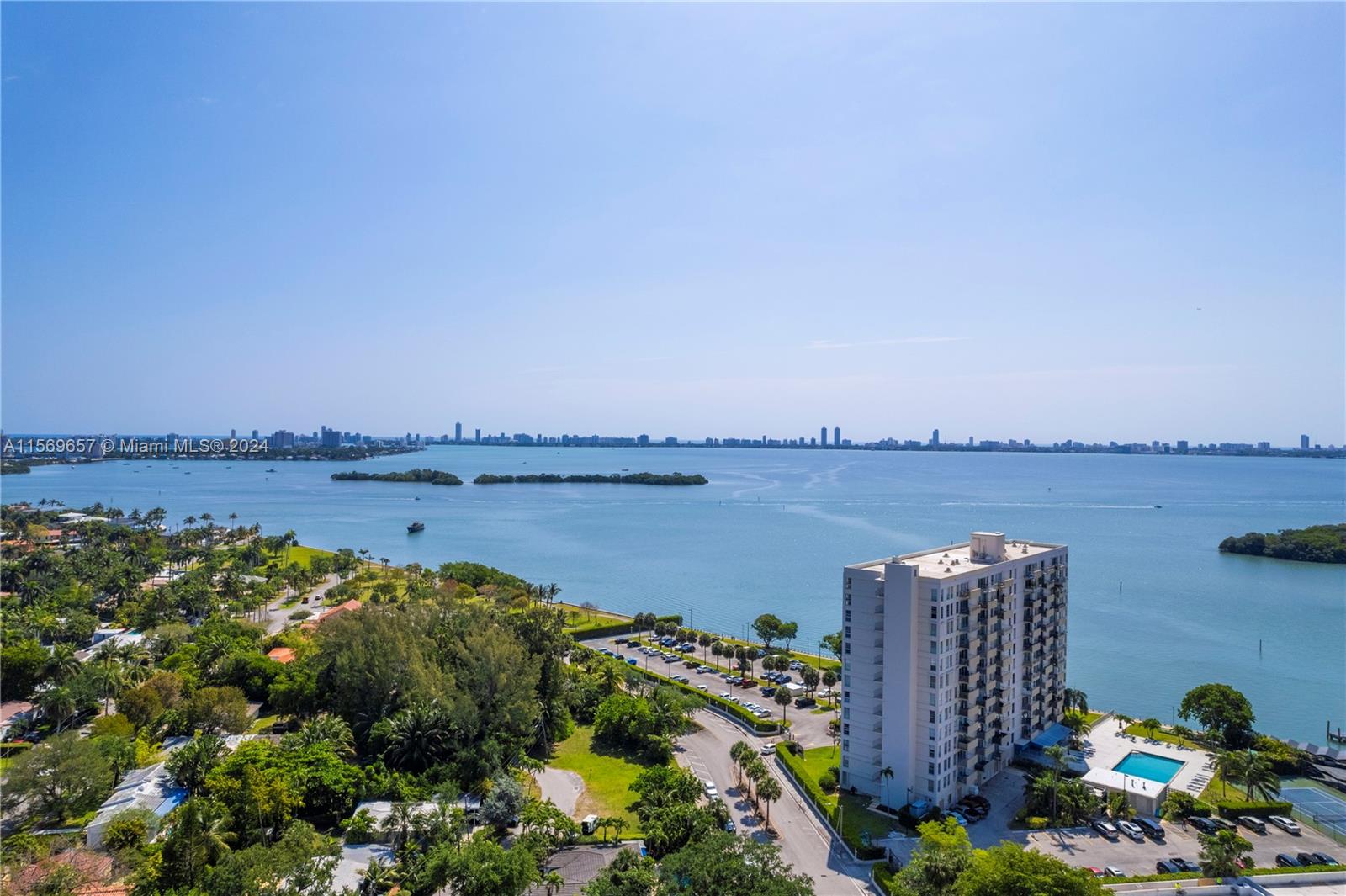 880 NE 69th St 2P, Miami, Florida 33138, 1 Bedroom Bedrooms, ,1 BathroomBathrooms,Residential,For Sale,880 NE 69th St 2P,A11569657