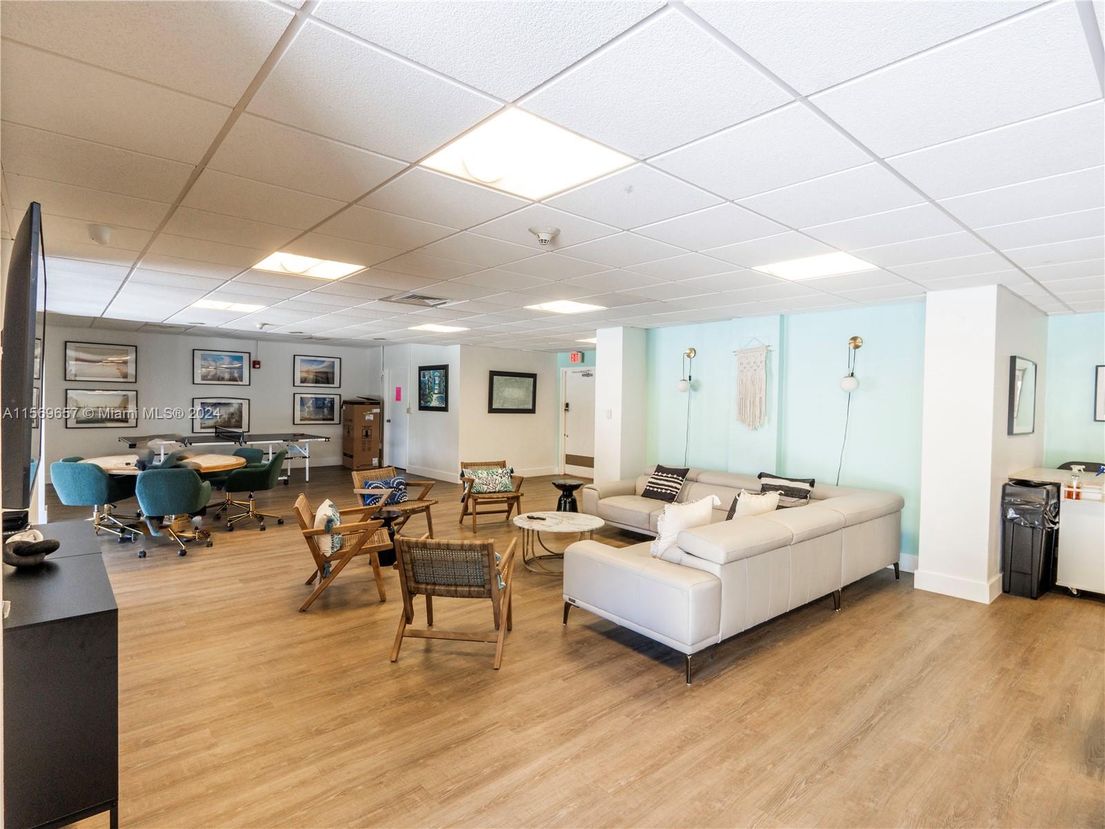 880 NE 69th St 2P, Miami, Florida 33138, 1 Bedroom Bedrooms, ,1 BathroomBathrooms,Residential,For Sale,880 NE 69th St 2P,A11569657