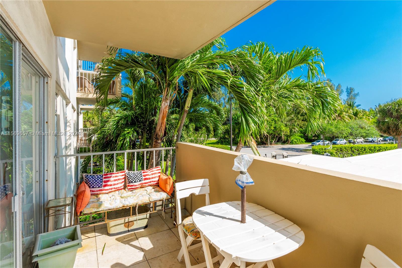 880 NE 69th St 2P, Miami, Florida 33138, 1 Bedroom Bedrooms, ,1 BathroomBathrooms,Residential,For Sale,880 NE 69th St 2P,A11569657