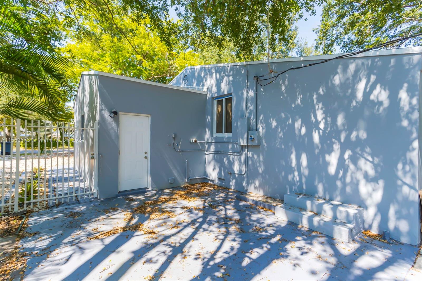 1040 NE 123rd St, North Miami, Florida 33161, 3 Bedrooms Bedrooms, ,1 BathroomBathrooms,Residential,For Sale,1040 NE 123rd St,A11569673