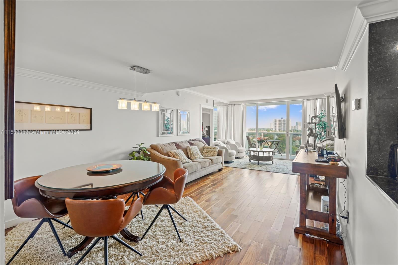 3625 N Country Club Dr 902, Aventura, Florida 33180, 2 Bedrooms Bedrooms, ,2 BathroomsBathrooms,Residential,For Sale,3625 N Country Club Dr 902,A11569053