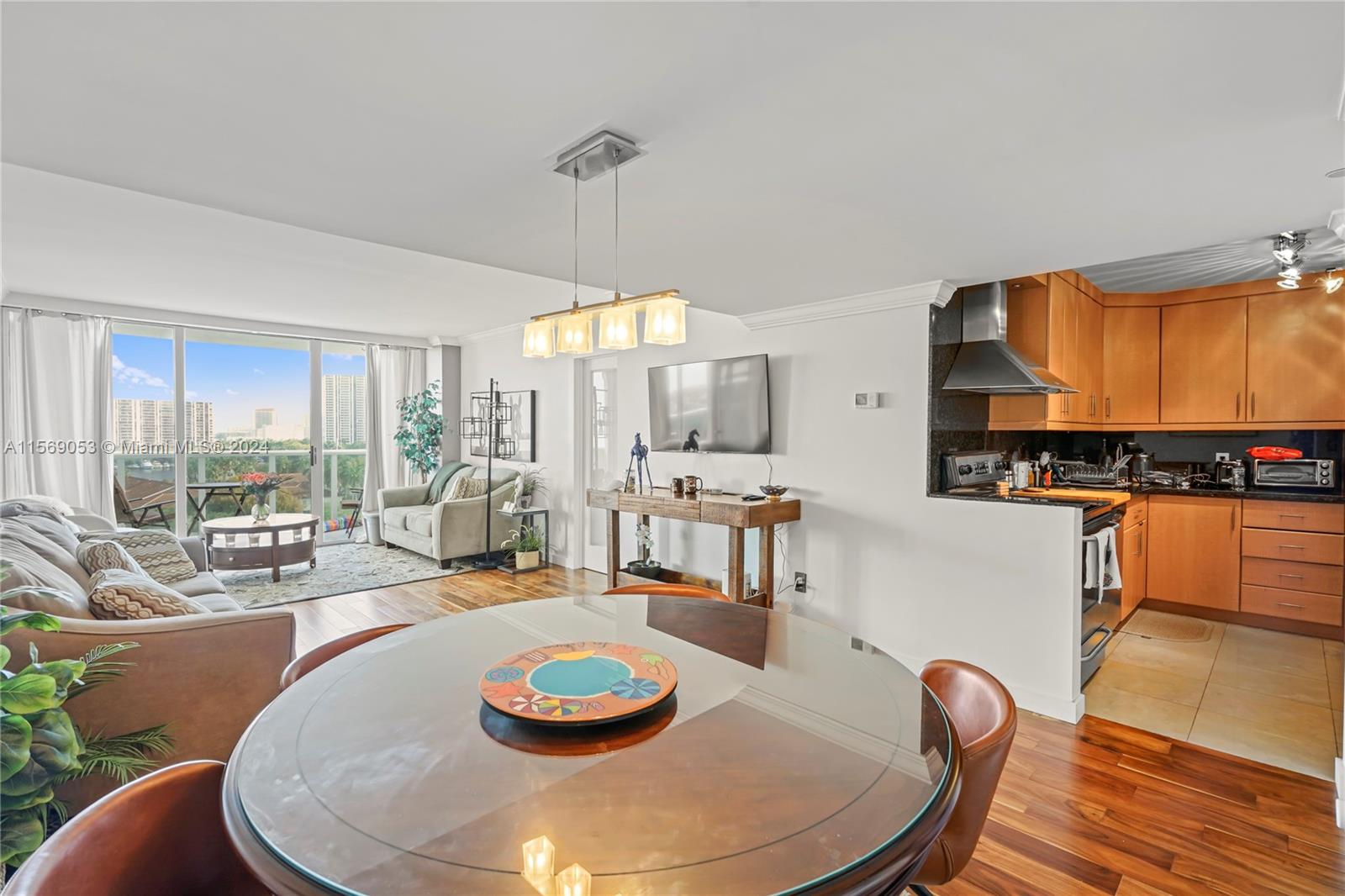 3625 N Country Club Dr 902, Aventura, Florida 33180, 2 Bedrooms Bedrooms, ,2 BathroomsBathrooms,Residential,For Sale,3625 N Country Club Dr 902,A11569053