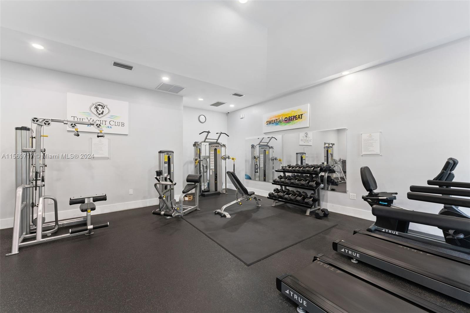 19801 E Country Club Dr 4301, Aventura, Florida 33180, 2 Bedrooms Bedrooms, ,2 BathroomsBathrooms,Residential,For Sale,19801 E Country Club Dr 4301,A11569717