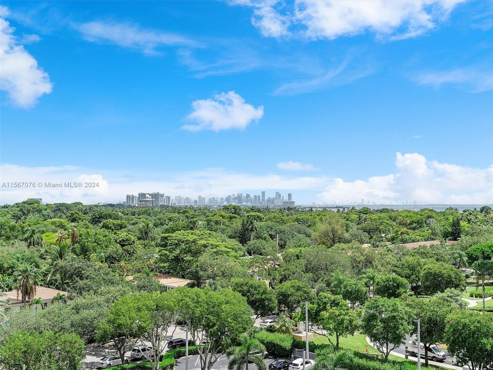 90 Edgewater Dr 812, Coral Gables, Florida 33133, 1 Bedroom Bedrooms, ,1 BathroomBathrooms,Residential,For Sale,90 Edgewater Dr 812,A11567076