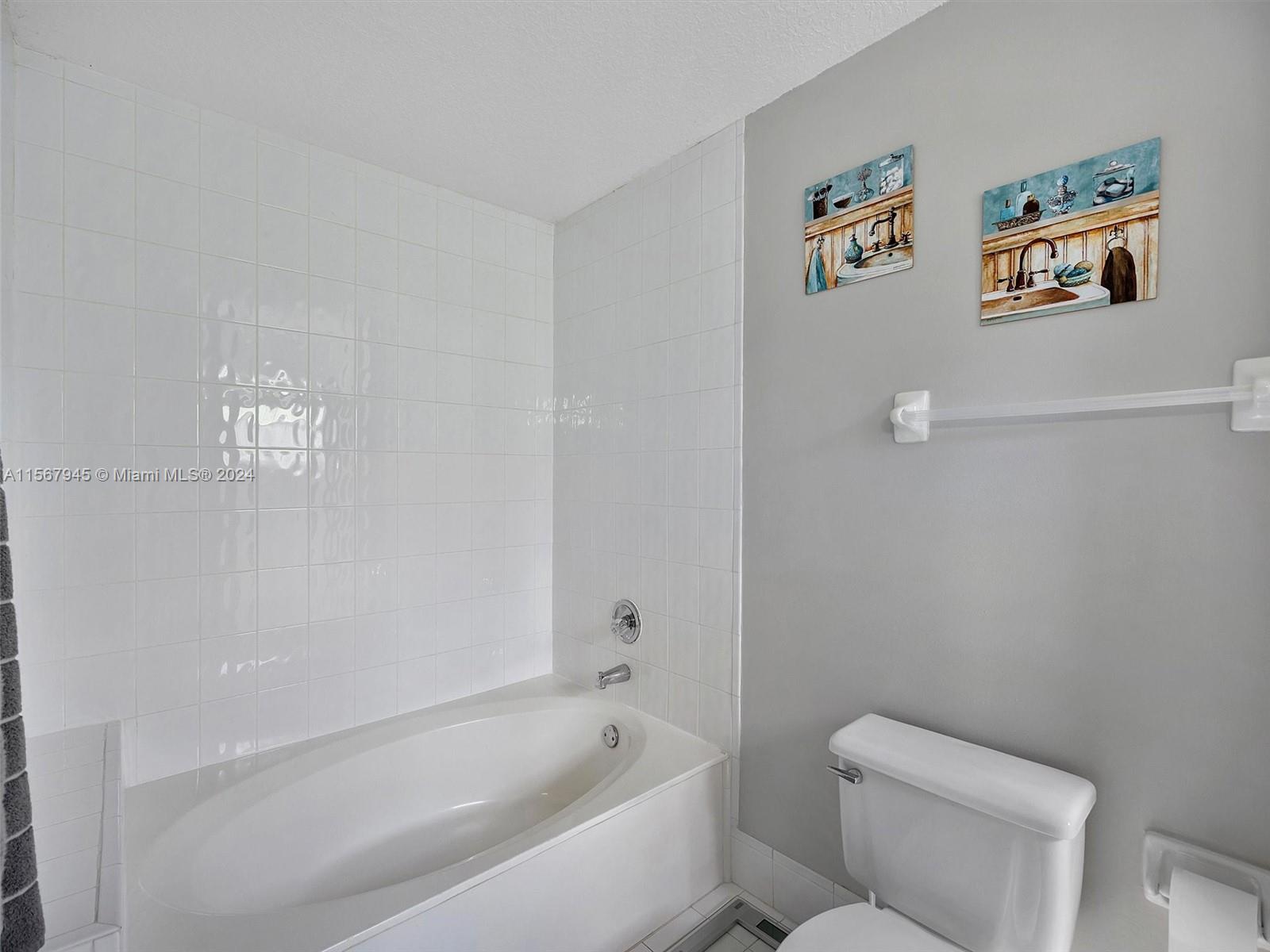 15362 SW 172nd Ter, Miami, Florida 33187, 3 Bedrooms Bedrooms, ,2 BathroomsBathrooms,Residential,For Sale,15362 SW 172nd Ter,A11567945