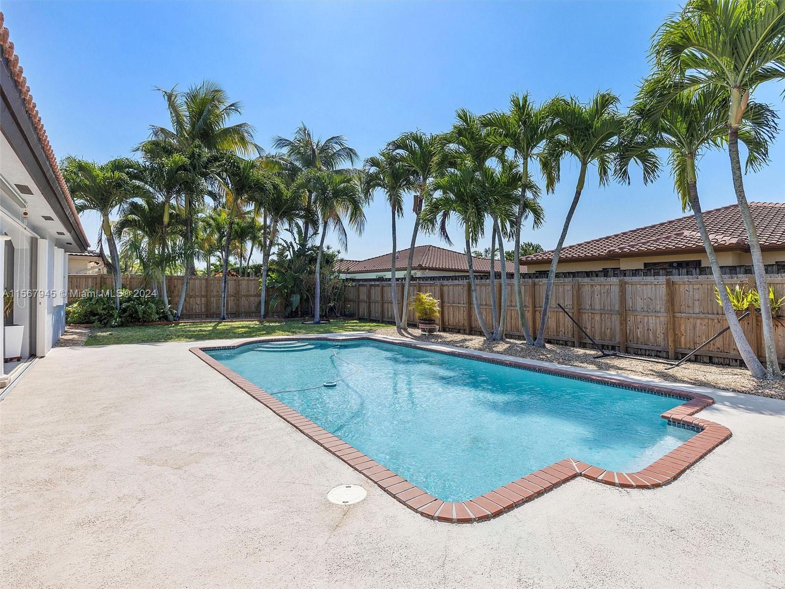 15362 SW 172nd Ter, Miami, Florida 33187, 3 Bedrooms Bedrooms, ,2 BathroomsBathrooms,Residential,For Sale,15362 SW 172nd Ter,A11567945