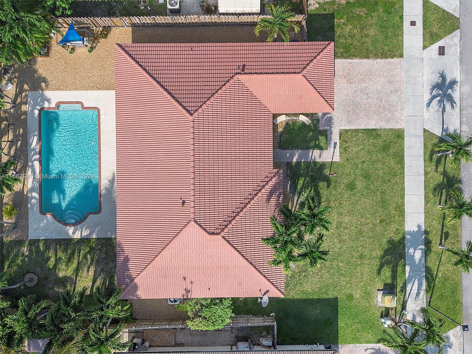 15362 SW 172nd Ter, Miami, Florida 33187, 3 Bedrooms Bedrooms, ,2 BathroomsBathrooms,Residential,For Sale,15362 SW 172nd Ter,A11567945