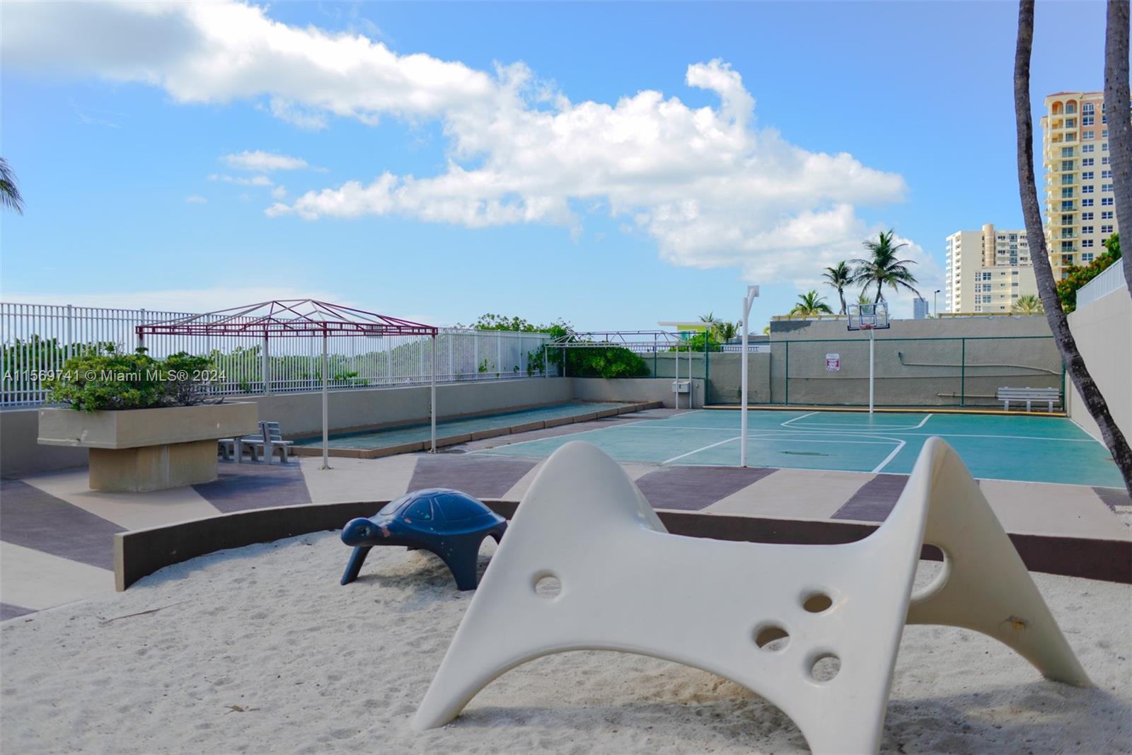 1980 S Ocean Dr 10P, Hallandale Beach, Florida 33009, 2 Bedrooms Bedrooms, ,2 BathroomsBathrooms,Residential,For Sale,1980 S Ocean Dr 10P,A11569741