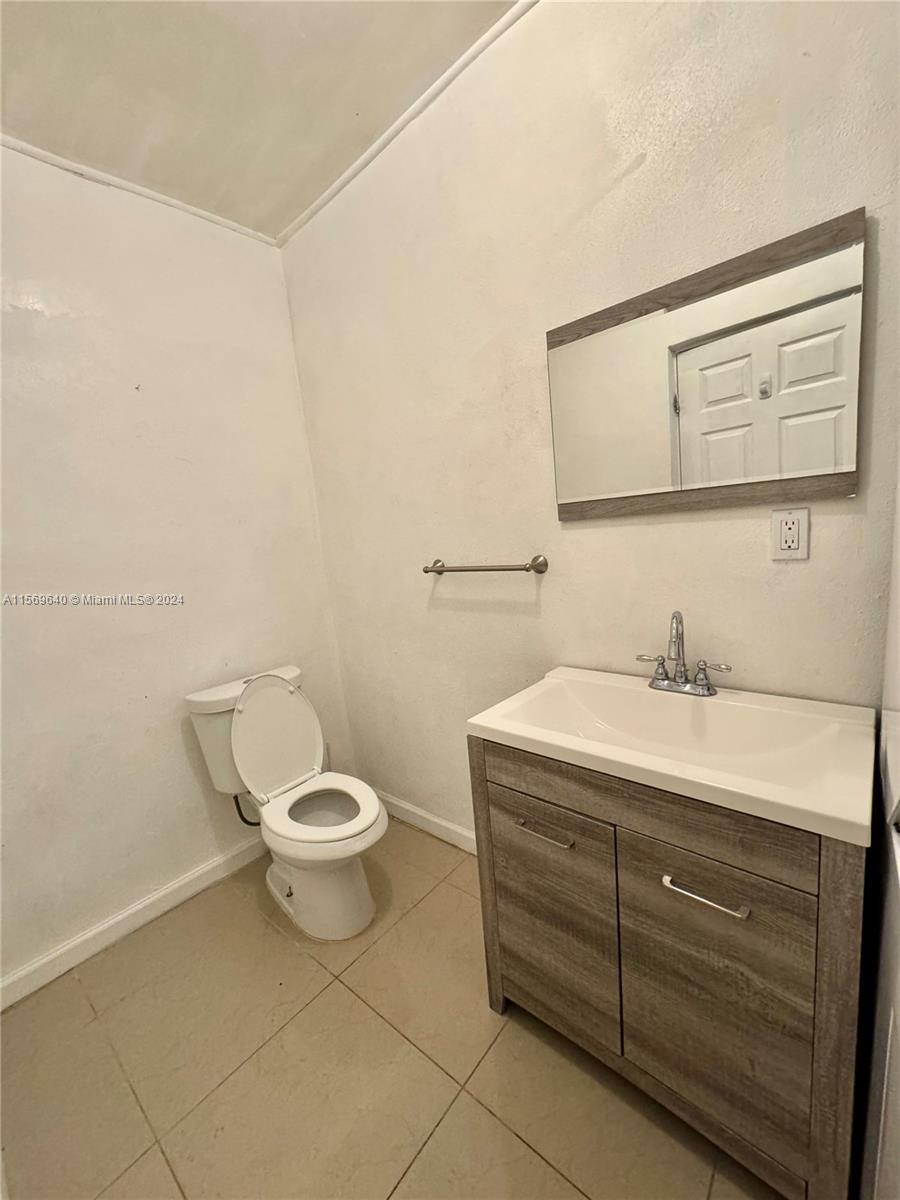56 NW 60th St Back, Miami, Florida 33127, 2 Bedrooms Bedrooms, ,1 BathroomBathrooms,Residentiallease,For Rent,56 NW 60th St Back,A11569640