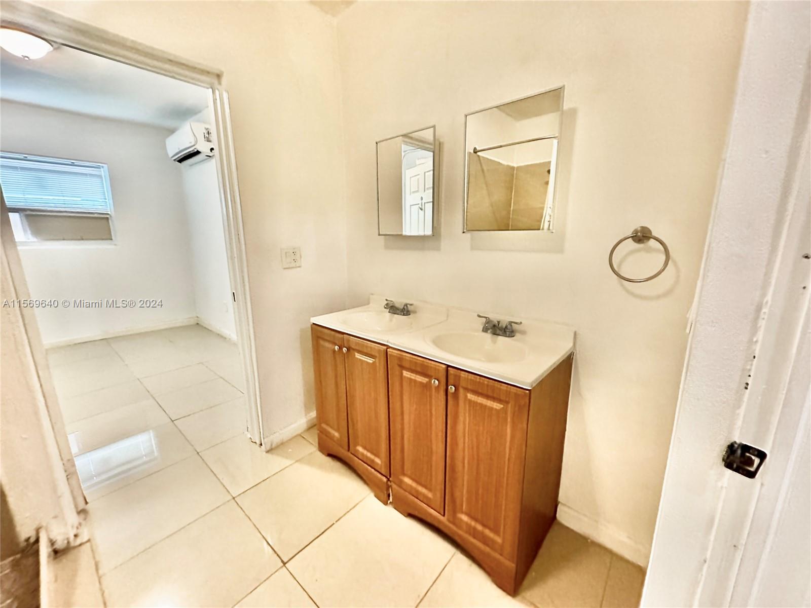 56 NW 60th St Back, Miami, Florida 33127, 2 Bedrooms Bedrooms, ,1 BathroomBathrooms,Residentiallease,For Rent,56 NW 60th St Back,A11569640