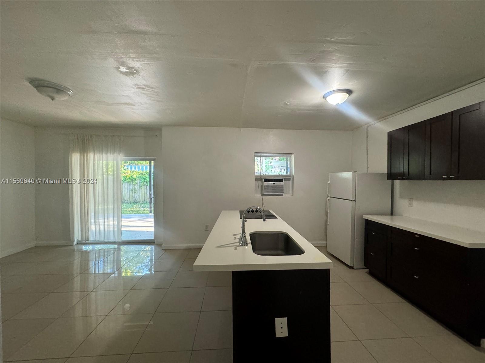 56 NW 60th St Back, Miami, Florida 33127, 2 Bedrooms Bedrooms, ,1 BathroomBathrooms,Residentiallease,For Rent,56 NW 60th St Back,A11569640